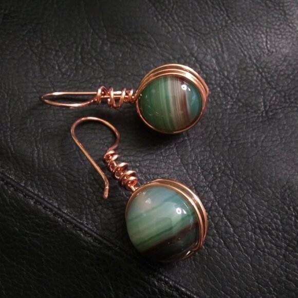 One-of-a-Kind!!! Green & Brown Banded Agate Spheres ~ Copper Wrapped Earrings - Picture 8 of 13